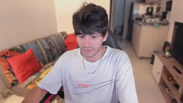 Snapshot of justin_stark7 chatting on 09/24/25, 09:40 justin stark7 online show from 09/24/25, 09:40