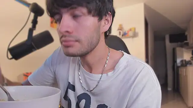 Snapshot of justin_stark7 chatting on 09/25/25, 11:19 justin stark7 online show from 09/25/25, 11:19