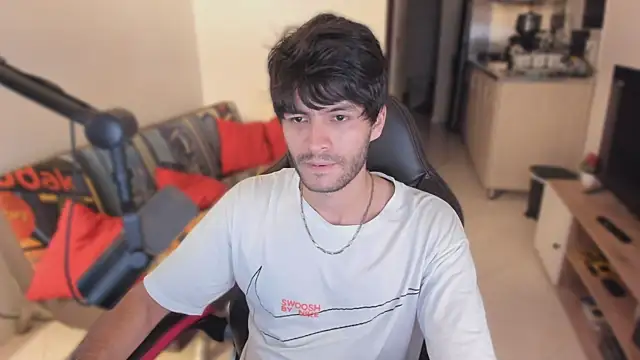 Snapshot of justin_stark7 chatting on 09/29/25, 11:31 justin stark7 online show from 09/29/25, 11:31