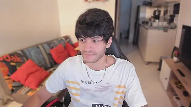 Snapshot of justin_stark7 chatting on 10/07/25, 09:23 justin stark7 online show from 10/07/25, 09:23