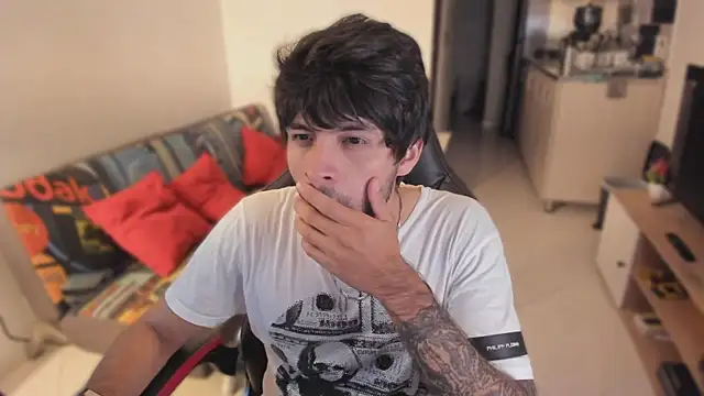 Snapshot of justin_stark7 chatting on 10/22/25, 10:20 justin stark7 online show from 10/22/25, 10:20