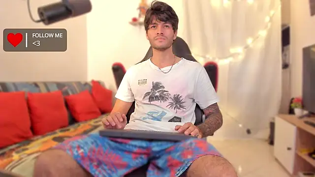 Snapshot of justin_stark7 chatting on 12/02/25, 08:26 justin stark7 online show from 12/02/25, 08:26