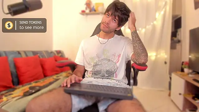 Snapshot of justin_stark7 chatting on 12/03/25, 09:24 justin stark7 online show from 12/03/25, 09:24