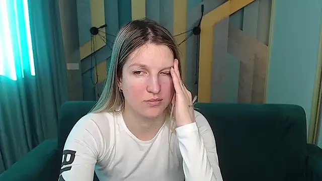EmilyWalkeri online show from 02/24/26, 08:12