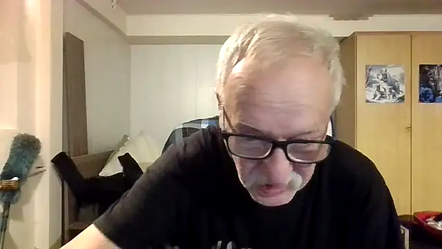 Sammy1660 online show from 10/27/25, 09:41