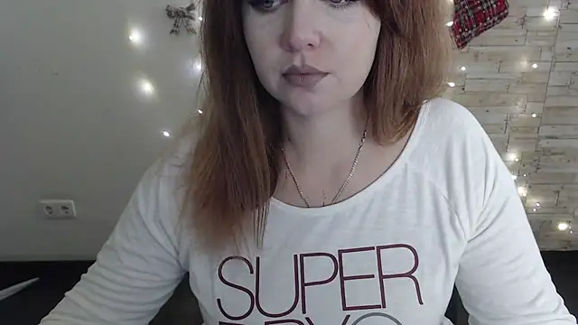 Snapshot of Lizzy_Love chatting on 01/10/25, 12:58 Lizzy Love online show from 01/10/25, 12:58