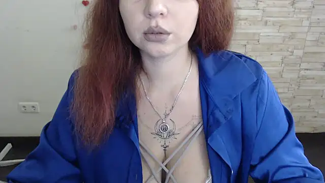 Snapshot of Lizzy_Love chatting on 01/25/25, 01:30 Lizzy Love online show from 01/25/25, 01:30