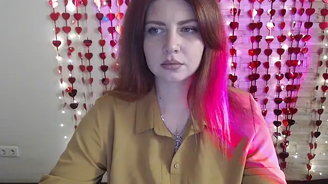 Snapshot of Lizzy_Love chatting on 02/11/25, 02:25 Lizzy Love online show from 02/11/25, 02:25