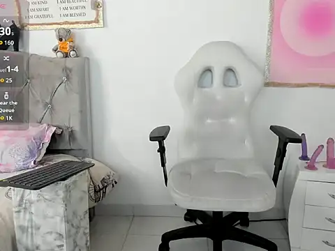 cindy love2 online show from 12/05/25, 02:03