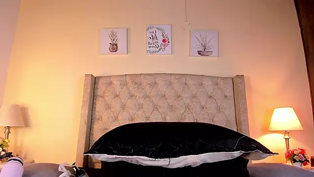 allisson m online show from 05/06/26, 12:10