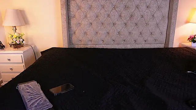 allisson m online show from 06/08/26, 12:05