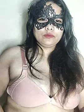 Snapshot of Cutehornycouples chatting on 07/11/26, 05:26 Cutehornycouples online show from 07/11/26, 05:26