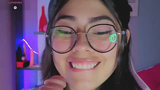 LoaLuxury online show from 02/22/26, 05:22