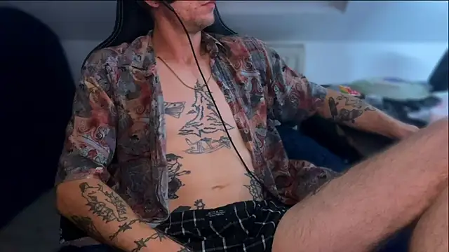 Snapshot of SPRK42o chatting on 10/03/25, 07:55 SPRK42o online show from 10/03/25, 07:55