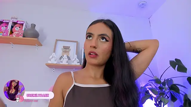 emily bank online show from 10/07/25, 07:44