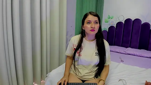 Emelyross  online show from 02/22/25, 06:08