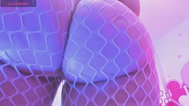 Emelyross  online show from 03/23/25, 06:16