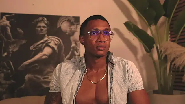 Logan Varela online show from 02/15/25, 09:49