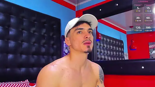 Snapshot of Big_ValentinHunk chatting on 02/22/26, 02:37 Big ValentinHunk online show from 02/22/26, 02:37