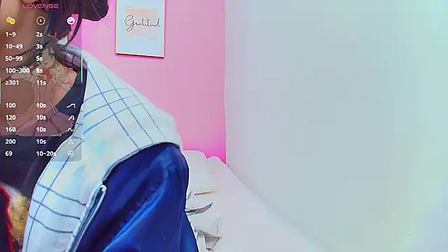 yourcuteneighbourr online show from 02/11/25, 03:08