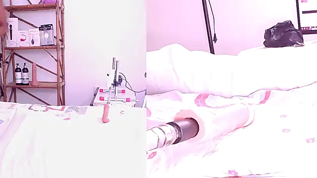 Snapshot of Sophia_Lovers01 chatting on 02/05/25, 08:46 Sophia Lovers01 online show from 02/05/25, 08:46