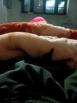 Snapshot of rjxraj chatting on 12/19/25, 03:30 rjxraj online show from 12/19/25, 03:30