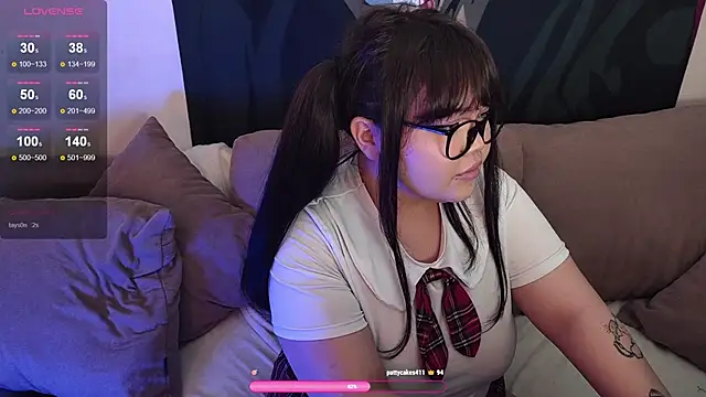 Snapshot of LeyaKan chatting on 12/29/24, 06:27 LeyaKan online show from 12/29/24, 06:27