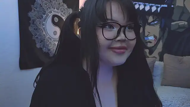 Snapshot of LeyaKan chatting on 02/05/25, 09:07 LeyaKan online show from 02/05/25, 09:07