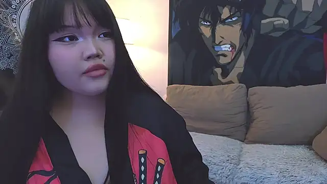 Snapshot of LeyaKan chatting on 02/11/25, 10:07 LeyaKan online show from 02/11/25, 10:07