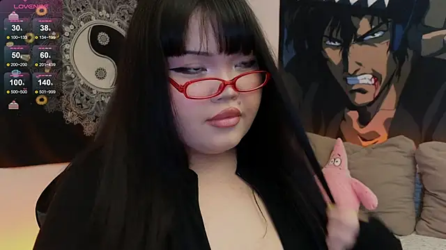 Snapshot of LeyaKan chatting on 02/16/25, 10:10 LeyaKan online show from 02/16/25, 10:10