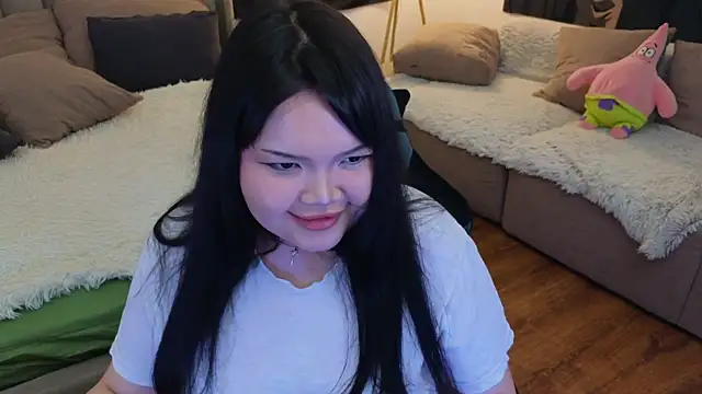 Snapshot of LeyaKan chatting on 03/05/25, 08:21 LeyaKan online show from 03/05/25, 08:21