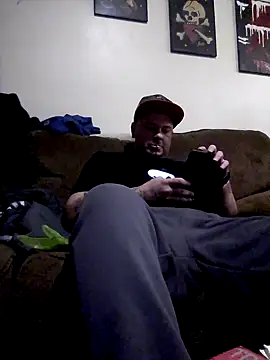 Snapshot of Tyrish361 chatting on 01/18/25, 01:08 Tyrish361 online show from 01/18/25, 01:08