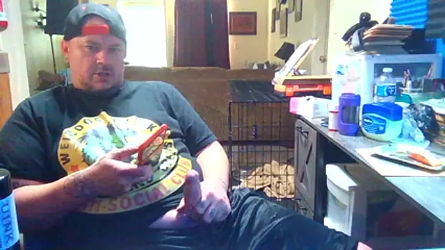 Snapshot of Tyrish361 chatting on 11/15/25, 01:29 Tyrish361 online show from 11/15/25, 01:29