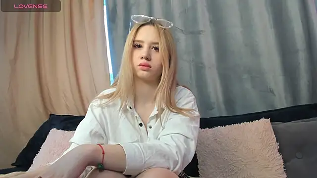 Valerie Woods online show from 01/24/25, 07:19