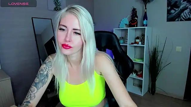 Mermaid N online show from 10/23/25, 02:00