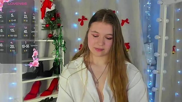 Snapshot of Rebecca_Kelly chatting on 12/22/24, 06:37 Rebecca Kelly online show from 12/22/24, 06:37