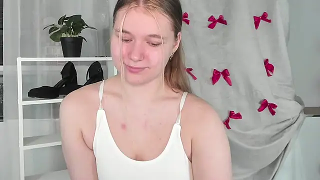 Snapshot of Rebecca_Kelly chatting on 01/31/25, 06:36 Rebecca Kelly online show from 01/31/25, 06:36
