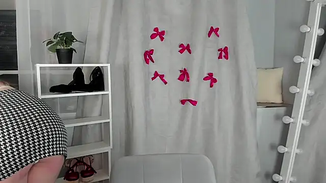 Snapshot of Rebecca_Kelly chatting on 02/03/25, 06:28 Rebecca Kelly online show from 02/03/25, 06:28