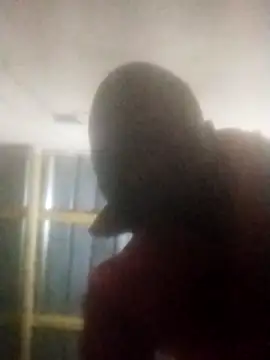 Snapshot of Tshidiso7 chatting on 11/10/25, 07:35 Tshidiso7 online show from 11/10/25, 07:35