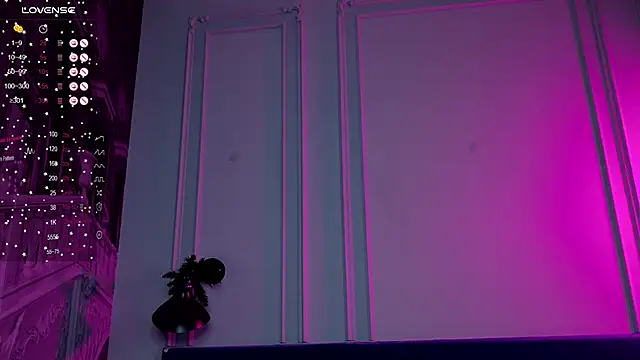 Liv Fay online show from 12/25/24, 07:13