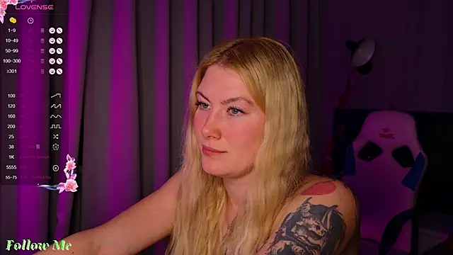 Liv Fay online show from 02/06/25, 07:40