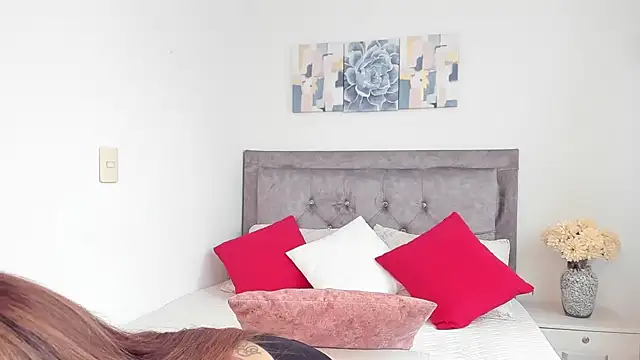 DarlinJones online show from 02/22/25, 05:57