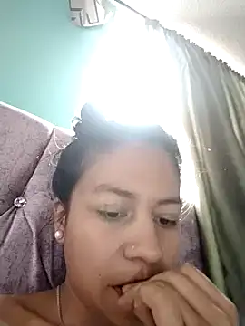 Tiphanydirty3 online show from 03/06/25, 04:17