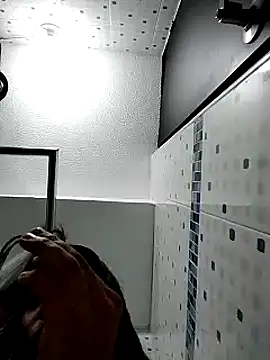 Tiphanydirty3 online show from 03/18/25, 08:37