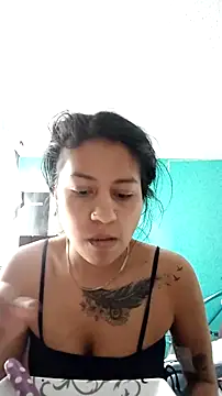 Tiphanydirty3 online show from 09/17/25, 03:57