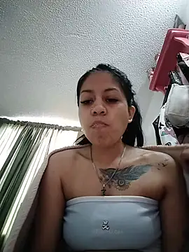 Snapshot of Tiphanydirty3 chatting on 07/30/26, 01:43 Tiphanydirty3 online show from 07/30/26, 01:43