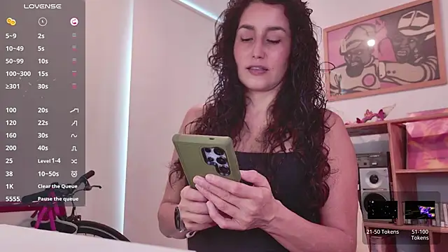 AndreaGomez88 online show from 11/29/25, 08:56