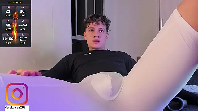 DerekOlsen online show from 11/16/25, 01:22