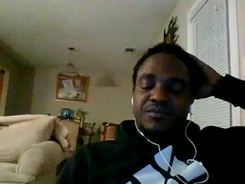 Hugedick0071 online show from 01/10/25, 03:39