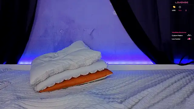 Scarlettsrorm online show from 11/16/25, 05:13